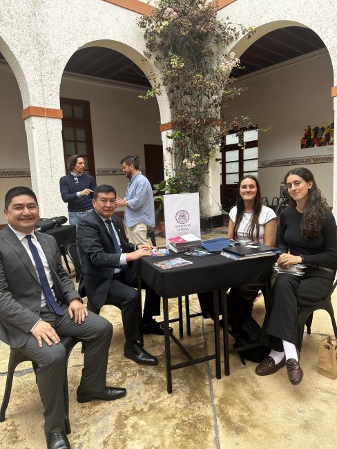 Lo staff della UOC Marketing & Recruitment durante gli incontri